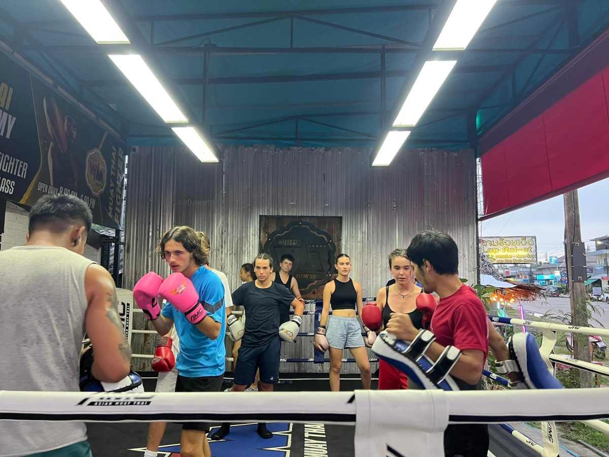 Beginner & Intermediate – Muay Thai Classes - Photo 2