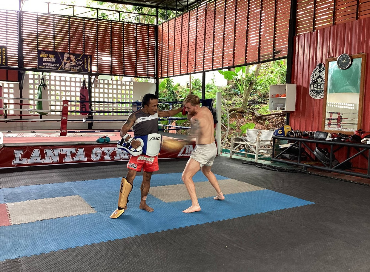 PRIVATE classes – Lanta Muay Thai Academy - Photo 3